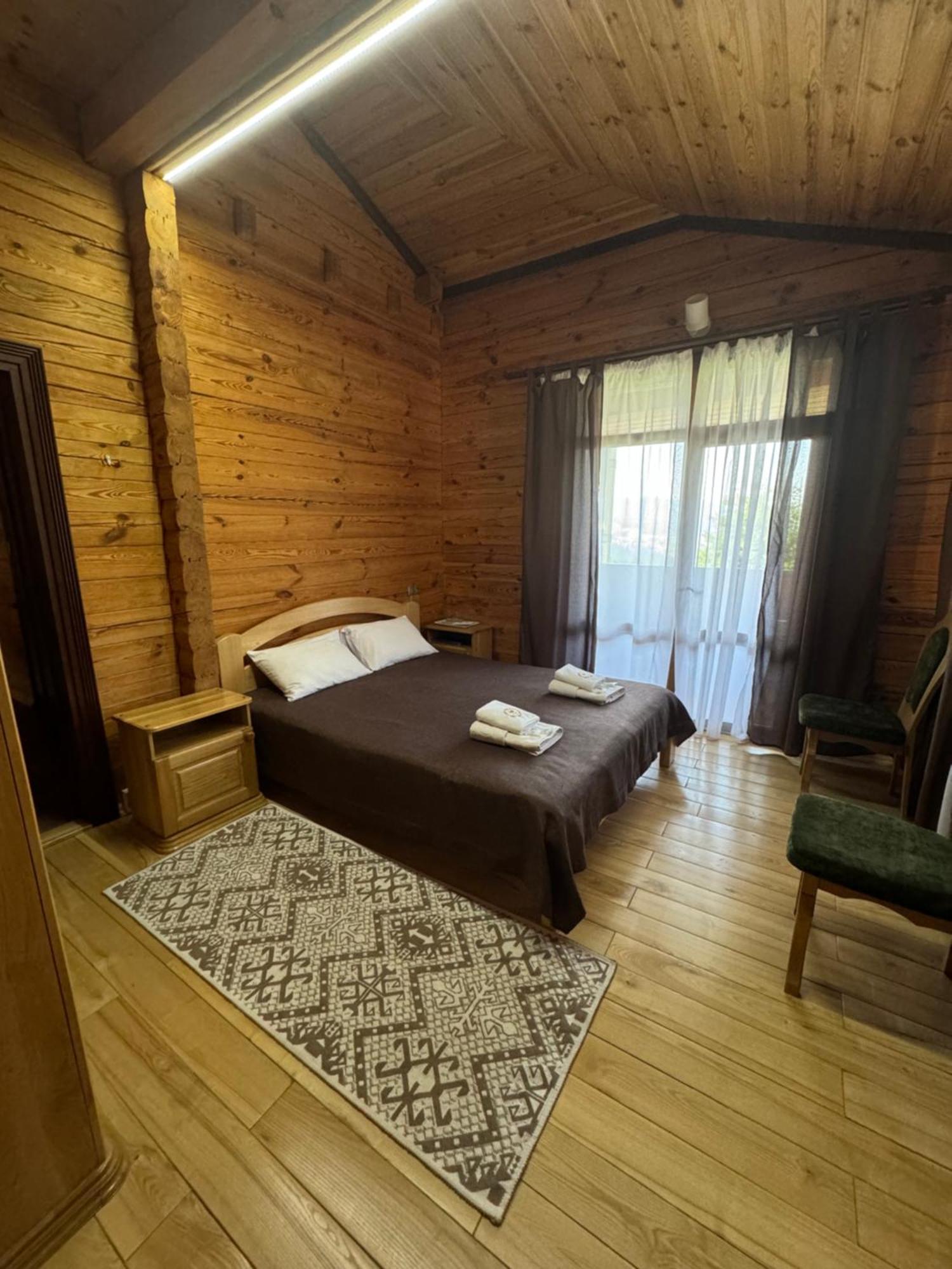 Golden Nest Apartment Yablunytsya Luaran gambar