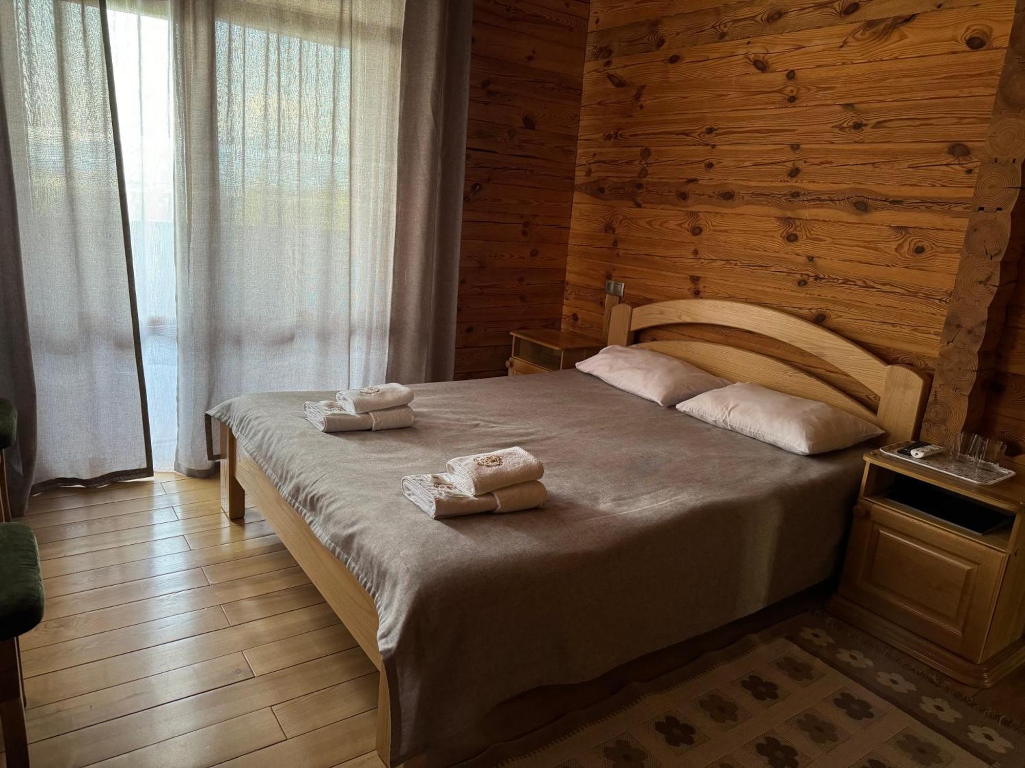 Golden Nest Apartment Yablunytsya Luaran gambar