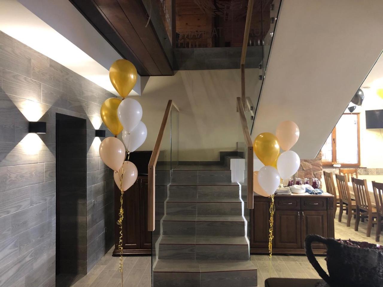 Golden Nest Apartment Yablunytsya Luaran gambar